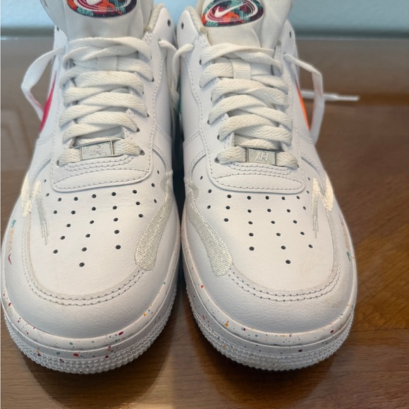 Nike Wmns Air Force 1 '07 LX 'Leap High’ - Picture 2 of 9